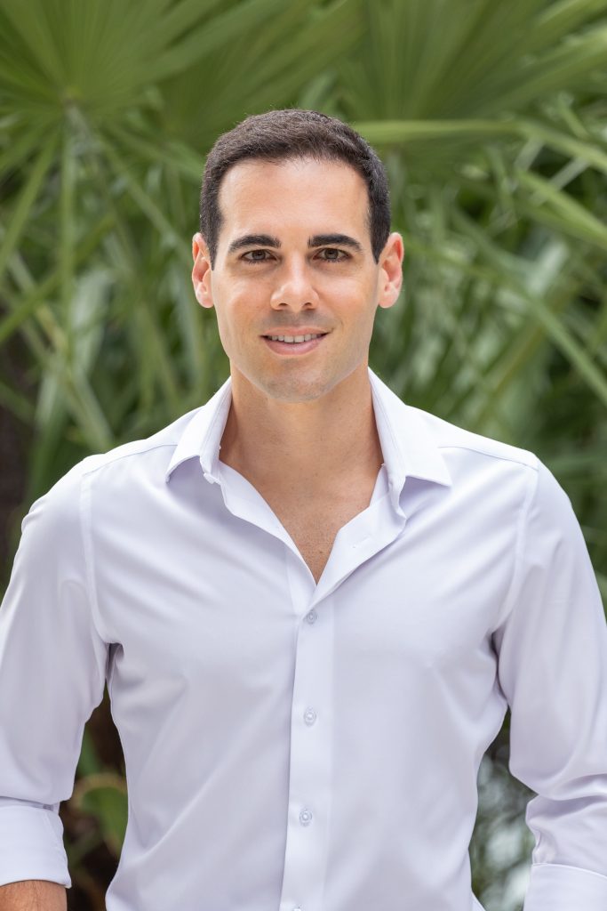 Brazilian Architect Roberto Racy