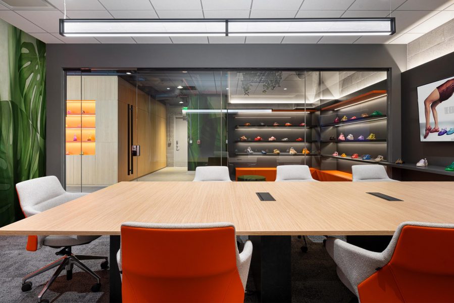 Tropical Meeting Room Office Design